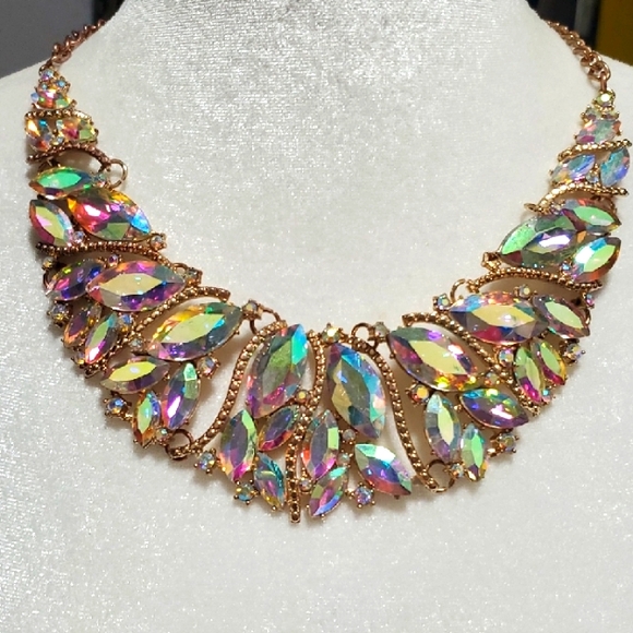 Estate Jewelry - Estate Iridescent Crystal Necklace